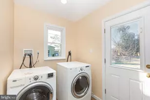 5506 Carville Ave, Baltimore, MD 21227 - Photo 10