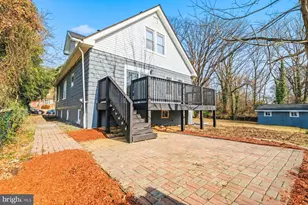 413 1st Ave, Halethorpe, MD 21227 - Photo 16