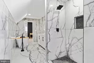 413 1st Ave, Halethorpe, MD 21227 - Photo 22