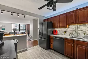 205 E Joppa Rd, Baltimore, MD 21286 - Photo 16
