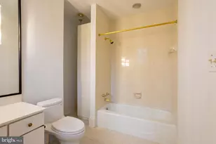 3 Devon Hill Rd, Baltimore, MD 21210 - Photo 30