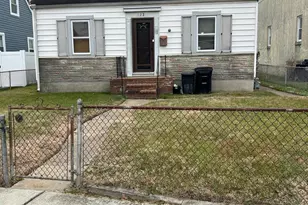 123 Oak St, Baltimore, MD 21222 - Photo 1