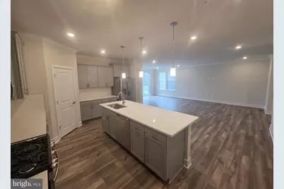504 Willowshire St, Baltimore, MD 21220 - Photo 12