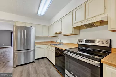 11 Stone Falls Court, Baltimore, MD 21236 - Photo 6