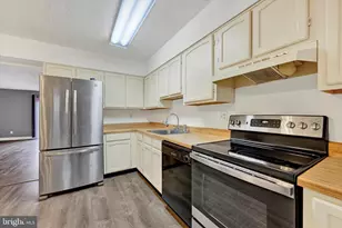 11 Stone Falls Ct, Baltimore, MD 21236 - Photo 6