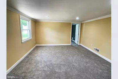 7907 Subet, Windsor Mill, MD 21244 - Photo 10