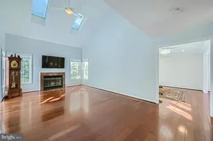 8 Sapphire Hill Ct, Baltimore, MD 21209 - Photo 4