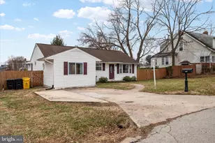 2913 Illinois Ave, Baltimore, MD 21227 - Photo 2