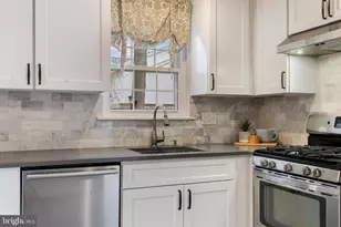 413 Bathurst Rd, Baltimore, MD 21228 - Photo 14