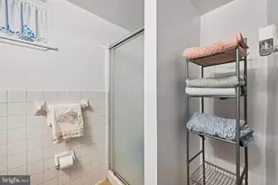 410 Lambeth Rd, Baltimore, MD 21228 - Photo 34