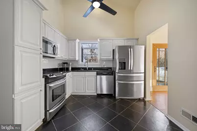922 Beaverbank Circle, Towson, MD 21286 - Photo 16