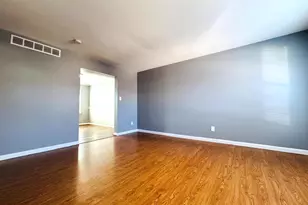 11 Lerner Ct, Nottingham, MD 21236 - Photo 2