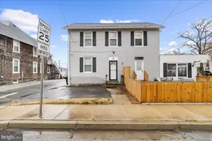 38 Bloomsbury Ave, Catonsville, MD 21228 - Photo 2