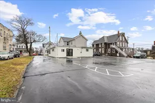 38 Bloomsbury Ave, Catonsville, MD 21228 - Photo 4