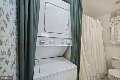 7 Slade Avenue #119, Baltimore, MD 21208 - Photo 16