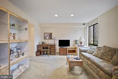 7 Slade Avenue #119, Baltimore, MD 21208 - Photo 12