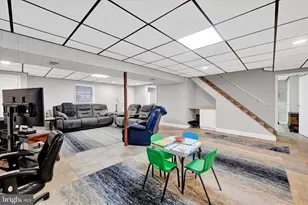 3827 Proctor Ln, Baltimore, MD 21236 - Photo 38