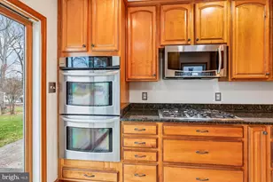 229 Gralan Rd, Baltimore, MD 21228 - Photo 6