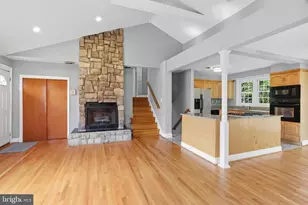 1910 Clifden Rd, Baltimore, MD 21228 - Photo 4