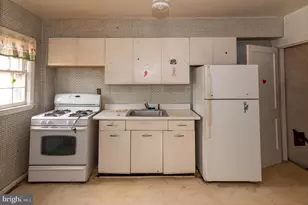 7279 Gough St, Baltimore, MD 21224 - Photo 6