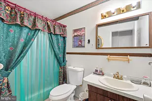 9063 Meadow Heights Rd, Randallstown, MD 21133 - Photo 14