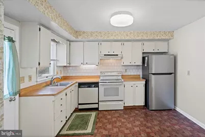 4006 Silvage Road, Baltimore, MD 21236 - Photo 10