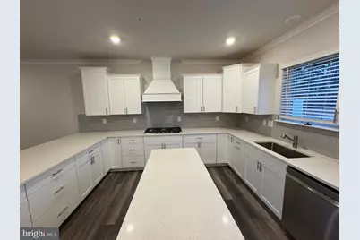 1753 Water Crossing Rd, Baltimore, MD 21208 - Photo 2