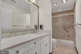 2 Coldwater Ct, Towson, MD 21204 - Photo 14