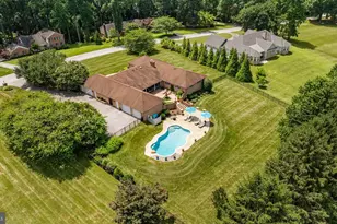 4037 Holly Knoll Dr, Glen Arm, MD 21057 - Photo 2