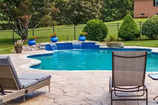 4037 Holly Knoll Dr, Glen Arm, MD 21057 - Photo 14