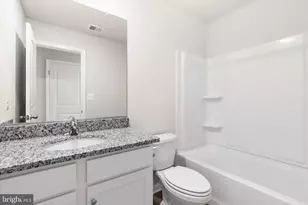 8139 Bartholomew Ct, Baltimore, MD 21206 - Photo 34