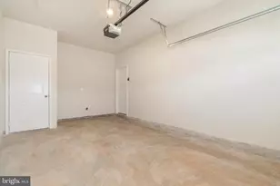 8135 Bartholomew Ct, Baltimore, MD 21206 - Photo 8