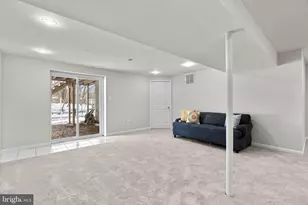 10 Ben Woods Ct, Baltimore, MD 21228 - Photo 32