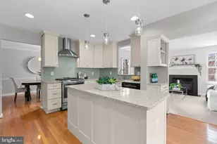 10 Ben Woods Ct, Baltimore, MD 21228 - Photo 10