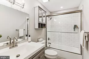 7 Cedar Bluff Ct, Baltimore, MD 21228 - Photo 18