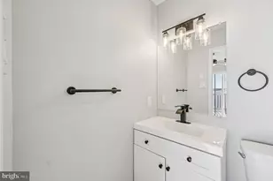 120 Villa Capri Cir, Essex, MD 21221 - Photo 12