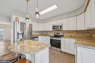 120 Villa Capri Cir, Essex, MD 21221 - Photo 6
