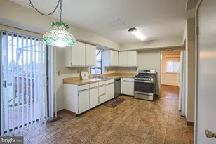 7617 Seven Mile Ln, Baltimore, MD 21208 - Photo 16