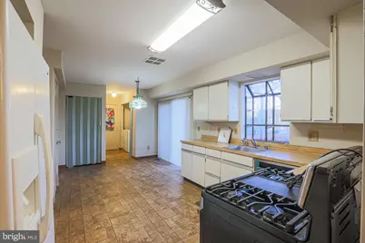 7617 7 Mile Lane, Baltimore, MD 21208 - Photo 18