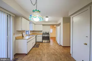 7617 Seven Mile Ln, Baltimore, MD 21208 - Photo 16