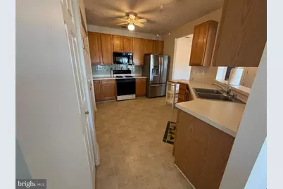 5082 Brightleaf Court #5082, Baltimore, MD 21237 - Photo 10