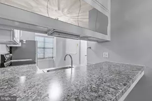 2412 Potterfield, Windsor Mill, MD 21244 - Photo 14