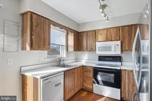 5816 Richardson Mews Square, Baltimore, MD 21227 - Photo 12