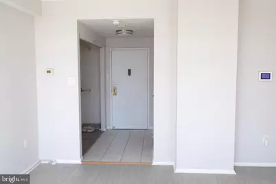 28 Allegheny Avenue #805, Towson, MD 21204 - Photo 2