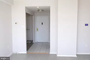 28 Allegheny Ave, Towson, MD 21204 - Photo 2