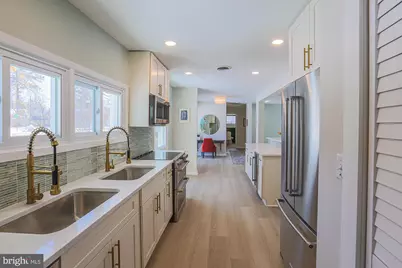 7900 Ivy Lane, Pikesville, MD 21208 - Photo 10