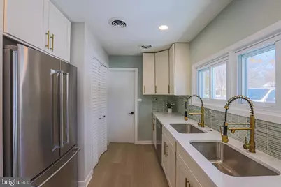 7900 Ivy Lane, Baltimore, MD 21208 - Photo 10