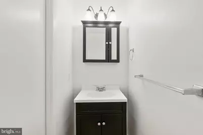 19 Piedmont Court, Baltimore, MD 21227 - Photo 8