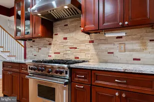 101 Thicket Rd, Baltimore, MD 21212 - Photo 16