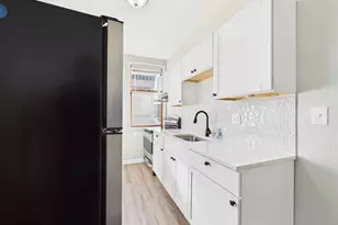 300 W Chesapeake Ave W, Towson, MD 21204 - Photo 12